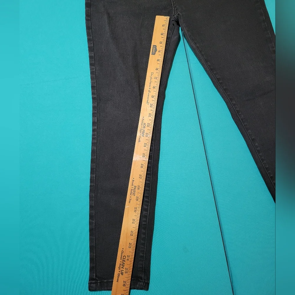 Judy Blue Skinny Mid Rise Jeans Black Size 32 - Picture 6 of 7